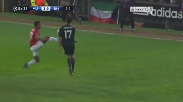 皇冠体育-纳尼：踢皇马染红后弗格森情绪低落没有抗议，我第一次看到他这样